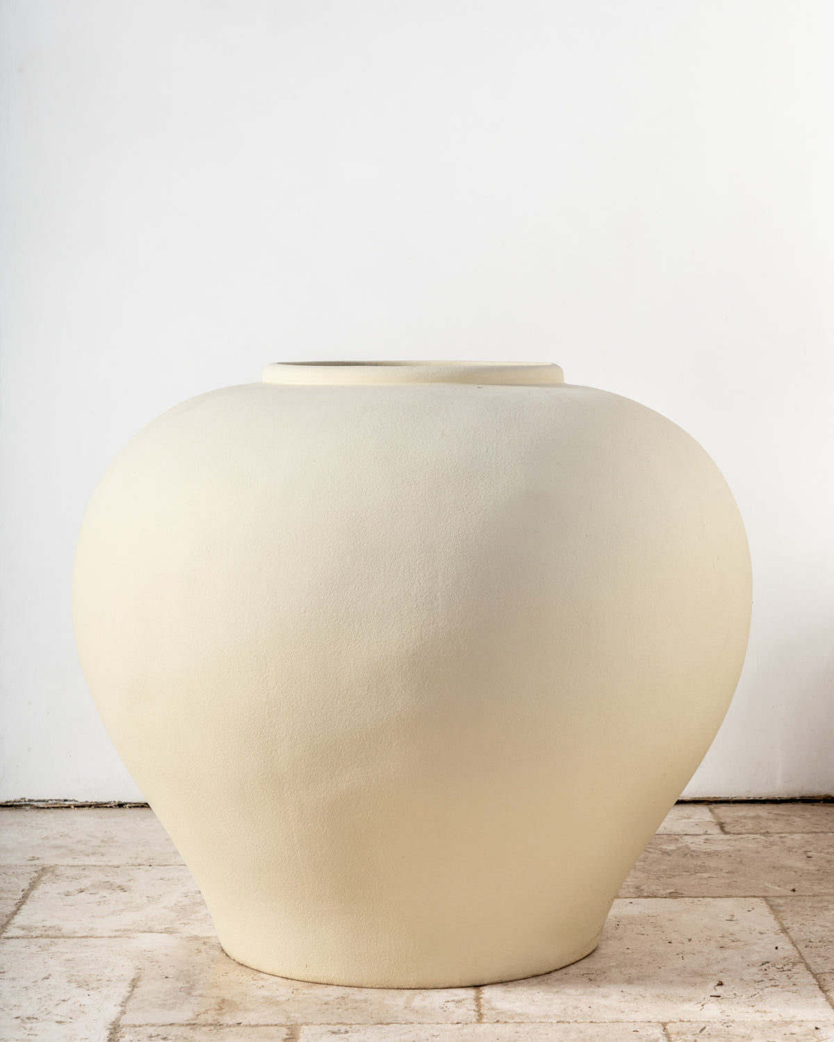 Grand Outdoor Resin Vessel