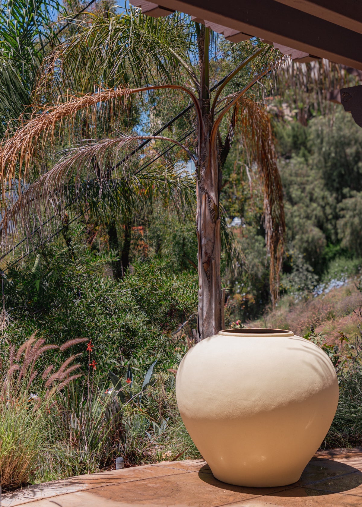 Grand Outdoor Resin Vessel