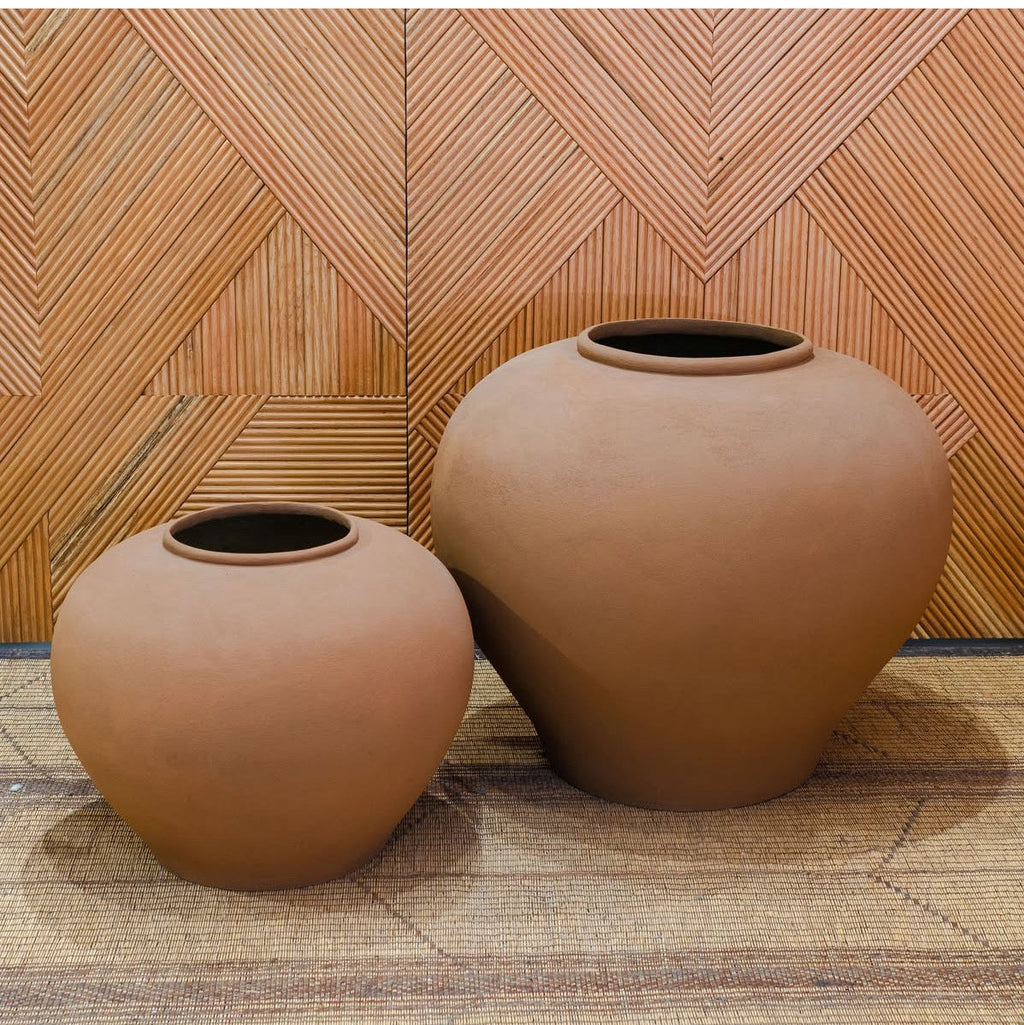 Grand Outdoor Resin Vessel