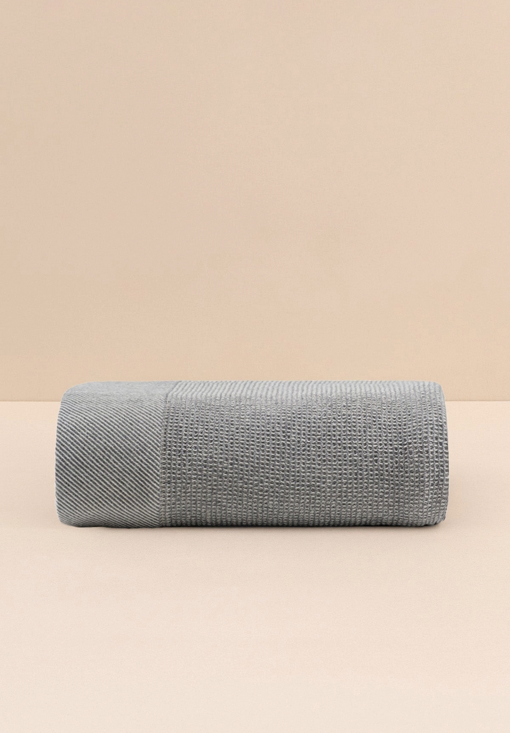 Pergamon Throw in Grey